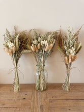 Load image into Gallery viewer, Green Natural Dried Flower Arrangement