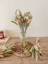 Load image into Gallery viewer, Green Natural Dried Flower Arrangement