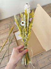 Load image into Gallery viewer, Yellow Letterbox Dried Flowers With Daisy